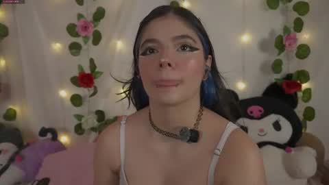 Snapshot of cutee_andrea chatting on July 8, 2026, 2:05 am Andrea 3 online show from July 8, 2026, 2:05 am