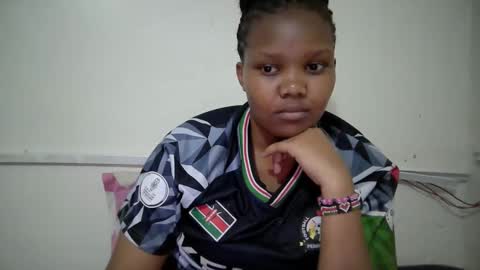 Sheila online show from November 11, 2025, 9:26 pm