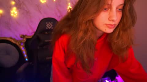 Snapshot of cuteefoxy chatting on January 14, 2026, 3:06 pm Foxy online show from January 14, 2026, 3:06 pm