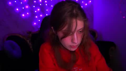 Snapshot of cuteefoxy chatting on February 14, 2026, 2:47 pm Foxy online show from February 14, 2026, 2:47 pm