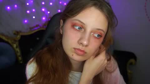 Snapshot of cuteefoxy chatting on February 25, 2026, 2:27 pm Foxy online show from February 25, 2026, 2:27 pm