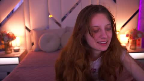 Foxy online show from March 25, 2026, 1:28 pm