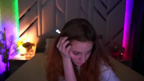 Snapshot of cuteefoxy chatting on July 17, 2026, 1:40 pm Foxy online show from July 17, 2026, 1:40 pm