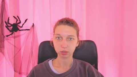 Elli online show from October 28, 2025, 10:52 am