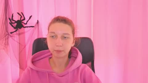 Elli online show from October 31, 2025, 11:11 am