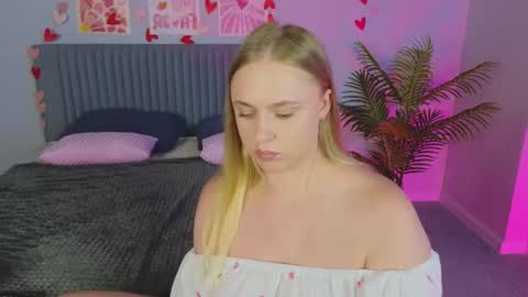 Amyy online show from July 5, 2026, 4:19 am