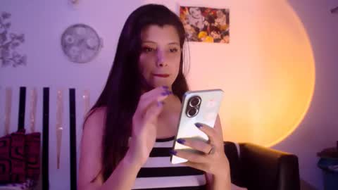 haome online show from December 19, 2025, 11:23 pm