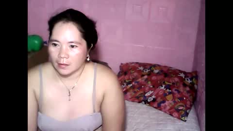 Snapshot of cutehornymom chatting on September 23, 2025, 2:47 am cutehornymom online show from September 23, 2025, 2:47 am
