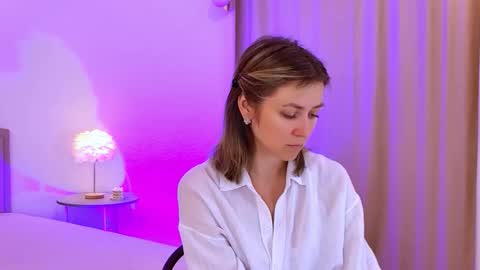 cutemirage online show from February 5, 2026, 3:05 pm