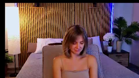 Snapshot of cutemirage chatting on July 19, 2026, 2:32 pm cutemirage online show from July 19, 2026, 2:32 pm
