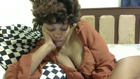 Snapshot of cutermilly chatting on December 7, 2024, 9:17 am cutermilly online show from December 7, 2024, 9:17 am