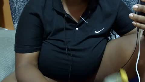 Snapshot of cutermilly chatting on March 4, 2025, 12:55 pm cutermilly online show from March 4, 2025, 12:55 pm