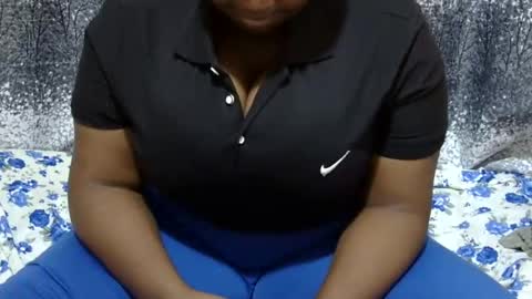 Snapshot of cutermilly chatting on March 8, 2025, 11:48 am cutermilly online show from March 8, 2025, 11:48 am