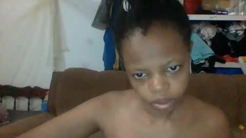 cutey-blonde online show from April 13, 2026, 3:45 am