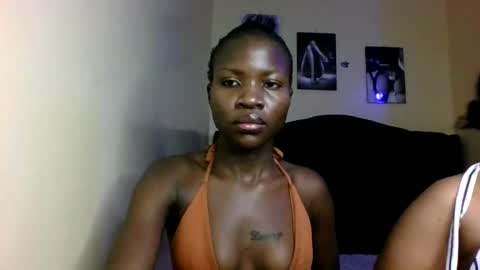 cutey_mara online show from July 1, 2026, 4:25 am