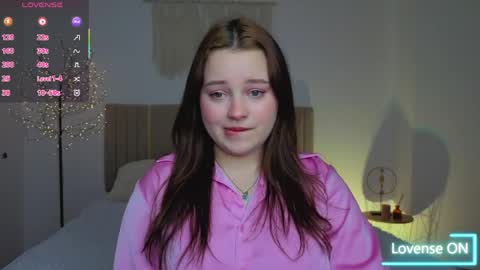 Nika  online show from April 10, 2026, 8:46 pm