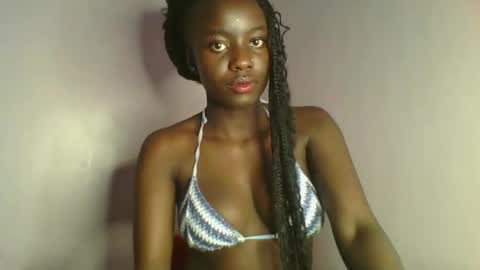 Snapshot of cutie_choco chatting on October 28, 2025, 2:42 pm cutie_choco online show from October 28, 2025, 2:42 pm