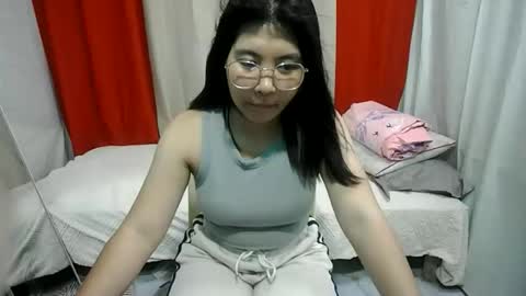 Snapshot of cutie_ethel chatting on May 31, 2026, 11:28 am cutie_ethel online show from May 31, 2026, 11:28 am