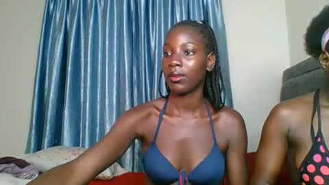 Snapshot of cutie_liqy chatting on December 3, 2025, 9:13 pm Liqy online show from December 3, 2025, 9:13 pm