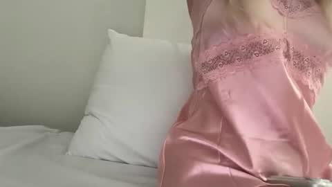 Snapshot of cutie_n111 chatting on April 9, 2026, 2:11 pm Call me cutie online show from April 9, 2026, 2:11 pm