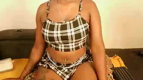 CUTIE online show from February 18, 2026, 1:51 pm
