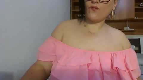 Snapshot of cutieammy chatting on December 16, 2025, 1:21 am Ami online show from December 16, 2025, 1:21 am