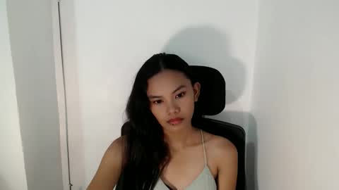 Snapshot of cutiee_lily2 chatting on June 1, 2026, 1:18 am cutiee_lily2 online show from June 1, 2026, 1:18 am