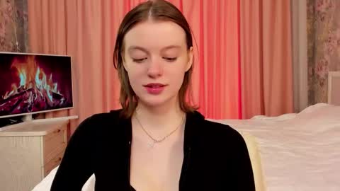 Mila online show from February 17, 2026, 8:22 am