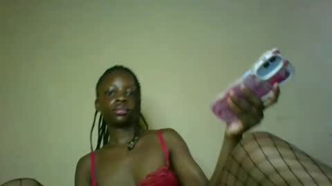 Snapshot of cutty_teshy chatting on February 7, 2025, 6:24 am cutty_teshy online show from February 7, 2025, 6:24 am