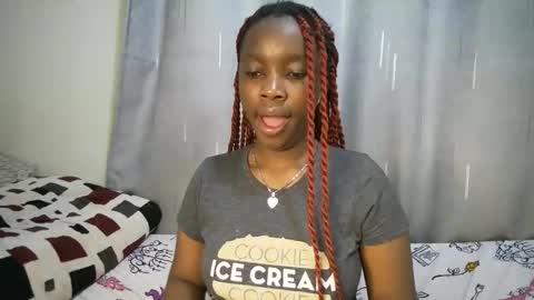 cutypookie online show from November 17, 2025, 6:19 am