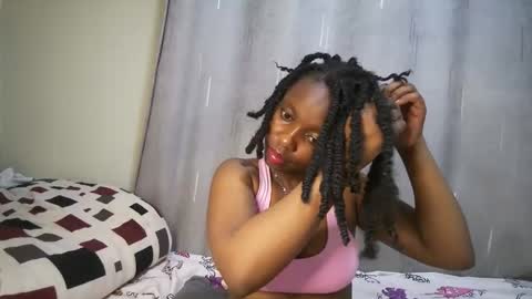 cutypookie online show from December 19, 2025, 1:23 am