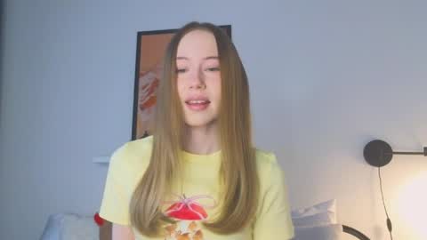 Snapshot of cuute_angell chatting on April 19, 2026, 5:01 pm Virginia See you on Sunday online show from April 19, 2026, 5:01 pm