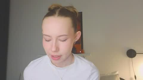 Snapshot of cuute_angell chatting on April 22, 2026, 5:14 pm Virginia See you on Sunday online show from April 22, 2026, 5:14 pm