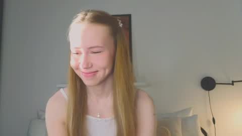 Snapshot of cuute_angell chatting on May 14, 2026, 5:09 pm Virginia See you on Sunday online show from May 14, 2026, 5:09 pm