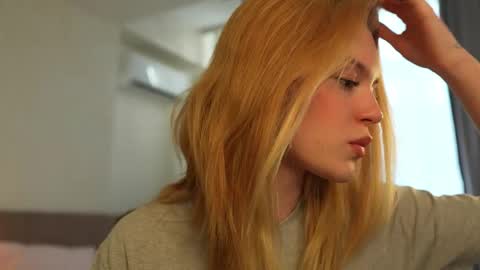 Snapshot of cyberheart_ chatting on October 2, 2025, 12:56 pm EMILY online show from October 2, 2025, 12:56 pm