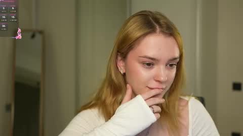 Snapshot of cyberheart_ chatting on November 24, 2025, 6:51 pm EMILY online show from November 24, 2025, 6:51 pm