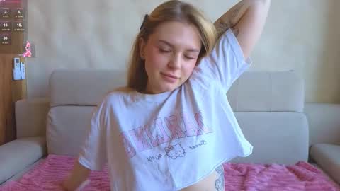 Snapshot of cyberheart_ chatting on December 15, 2025, 9:13 am EMILY online show from December 15, 2025, 9:13 am