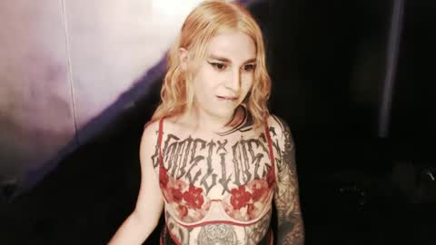 Nikki online show from February 13, 2025, 2:12 am