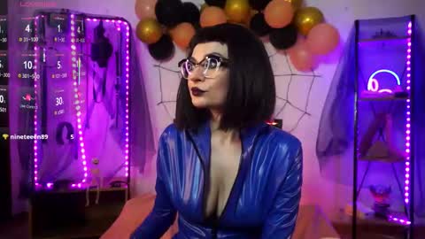 Lily Goddess online show from November 3, 2025, 4:14 am