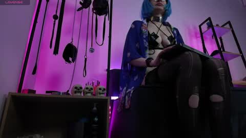 Snapshot of cyberxgoddess_ chatting on April 19, 2026, 10:56 pm Lily Goddess online show from April 19, 2026, 10:56 pm