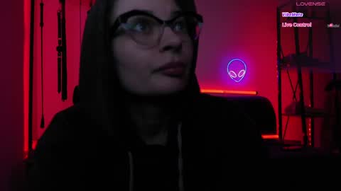 Snapshot of cyberxgoddess_ chatting on April 25, 2026, 9:34 pm Lily Goddess online show from April 25, 2026, 9:34 pm