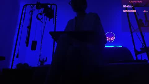 Snapshot of cyberxgoddess_ chatting on May 15, 2026, 9:11 pm Lily Goddess online show from May 15, 2026, 9:11 pm
