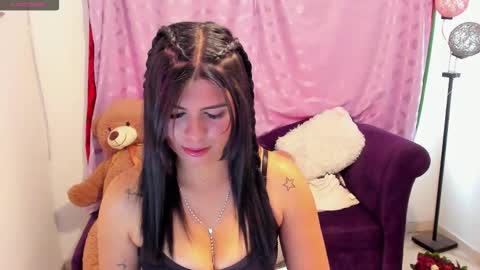 Cynthia online show from September 11, 2025, 2:39 pm