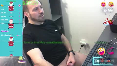 Snapshot of cypheros2025 chatting on December 22, 2025, 9:06 am Chris online show from December 22, 2025, 9:06 am