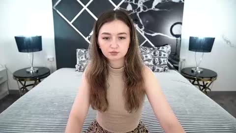 Snapshot of cyrenaluxe chatting on July 15, 2026, 5:56 am Cyrena online show from July 15, 2026, 5:56 am