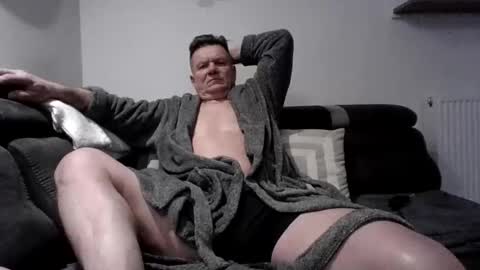 Snapshot of czerbis chatting on January 28, 2025, 7:53 pm czerbis online show from January 28, 2025, 7:53 pm