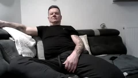 Snapshot of czerbis chatting on February 3, 2025, 7:40 am czerbis online show from February 3, 2025, 7:40 am