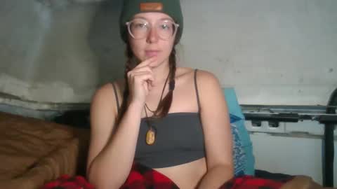 d3sert_moon online show from December 1, 2025, 11:32 pm