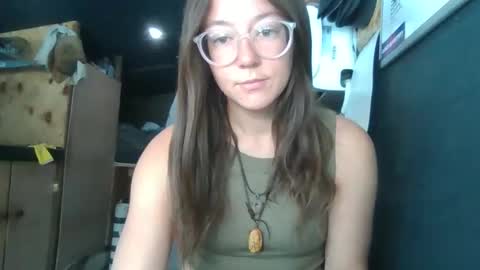 d3sert_moon online show from December 3, 2025, 5:55 pm