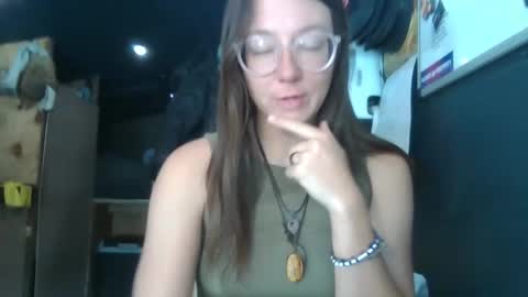 d3sert_moon online show from December 5, 2025, 5:53 pm